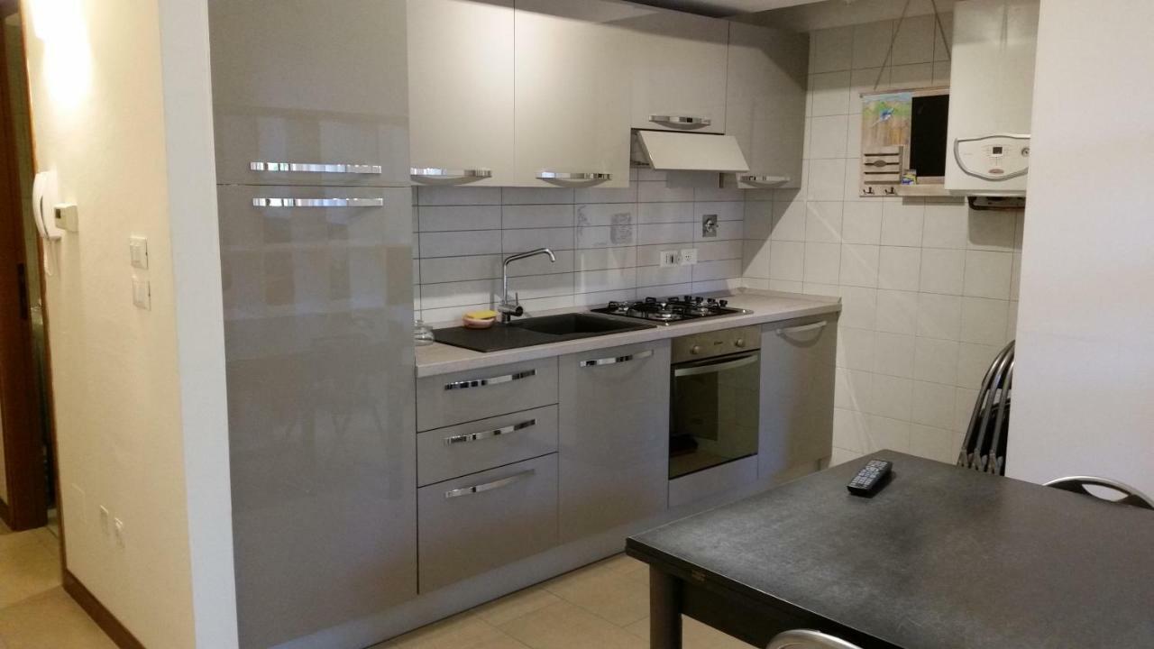 Bologna Studio Flat 111 Via Francesco Zanardi Villa Exterior photo